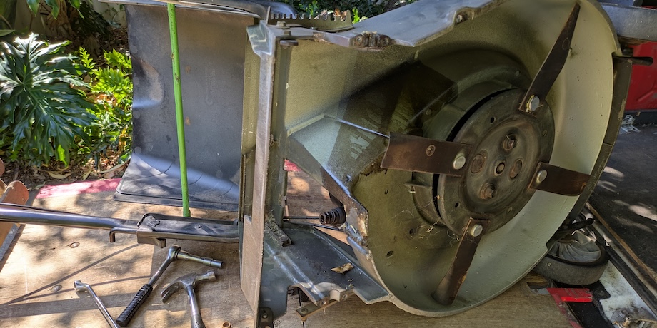 Replace Honda Lawn Mower Gearbox Replace Honda Lawn Mower Gearbox