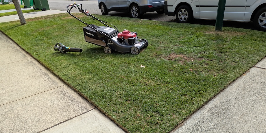 Herbicide Use And Lawn Mowing